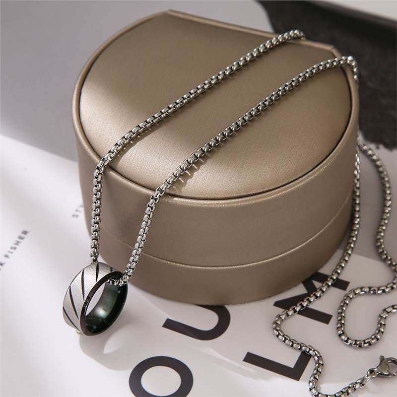 Obsidian Talon Necklace | Salty