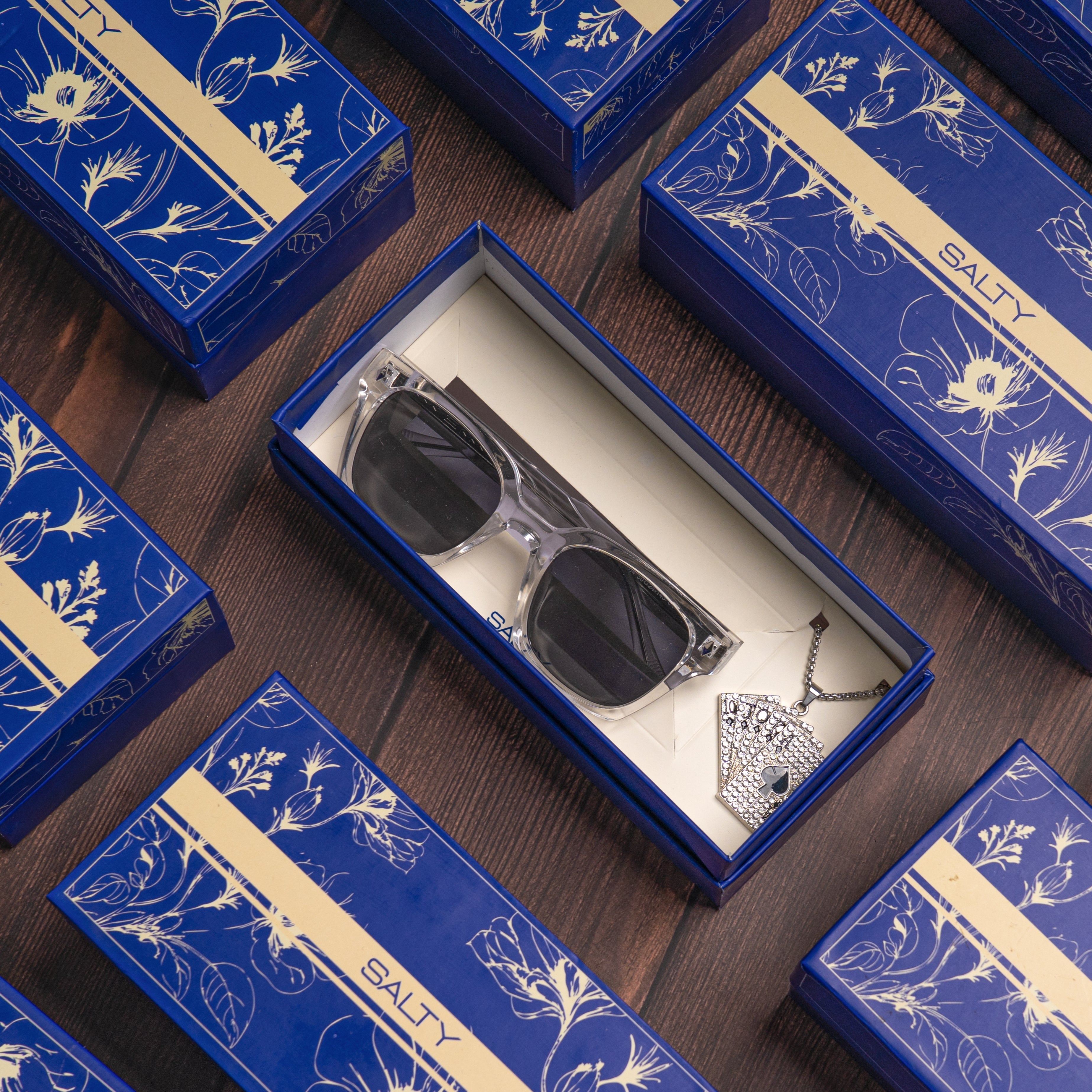 Exceptional Hamper