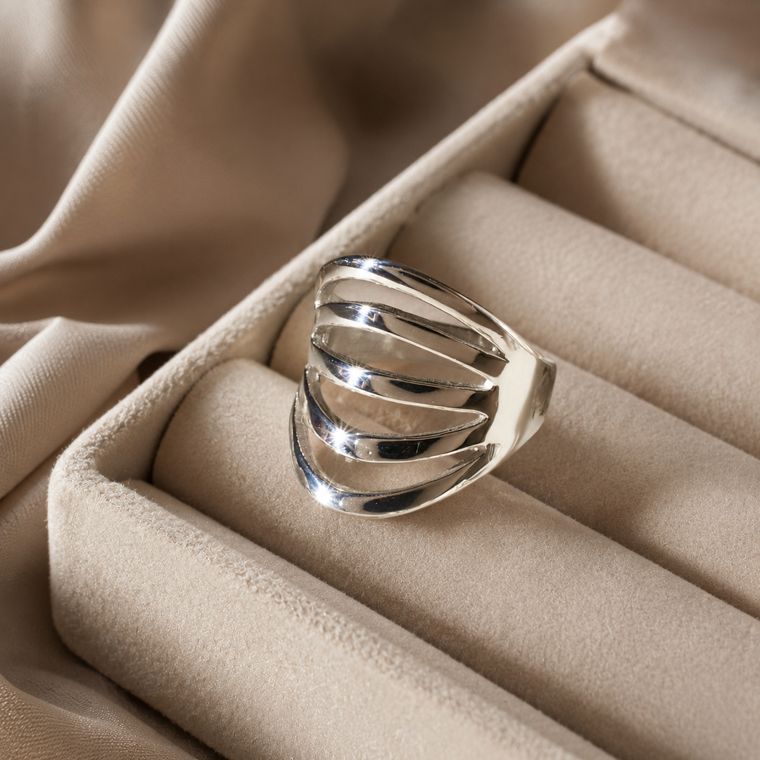 Radiant Reverie Men's Ring