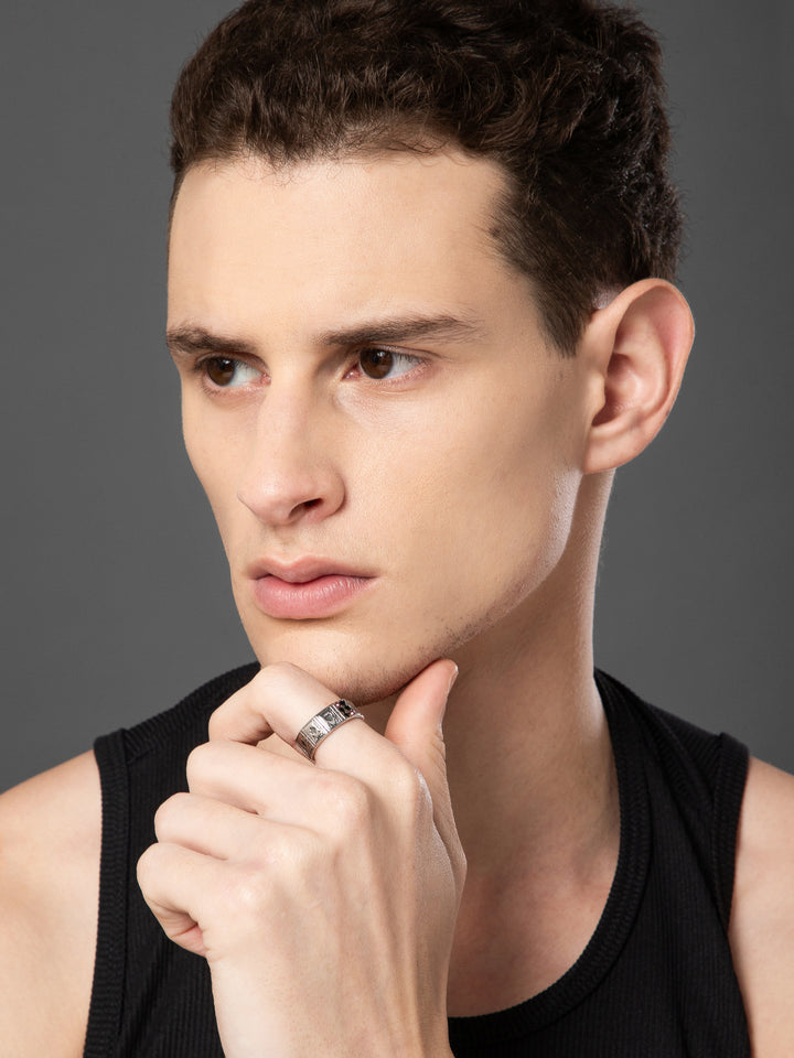 Fortune’s Card Ring