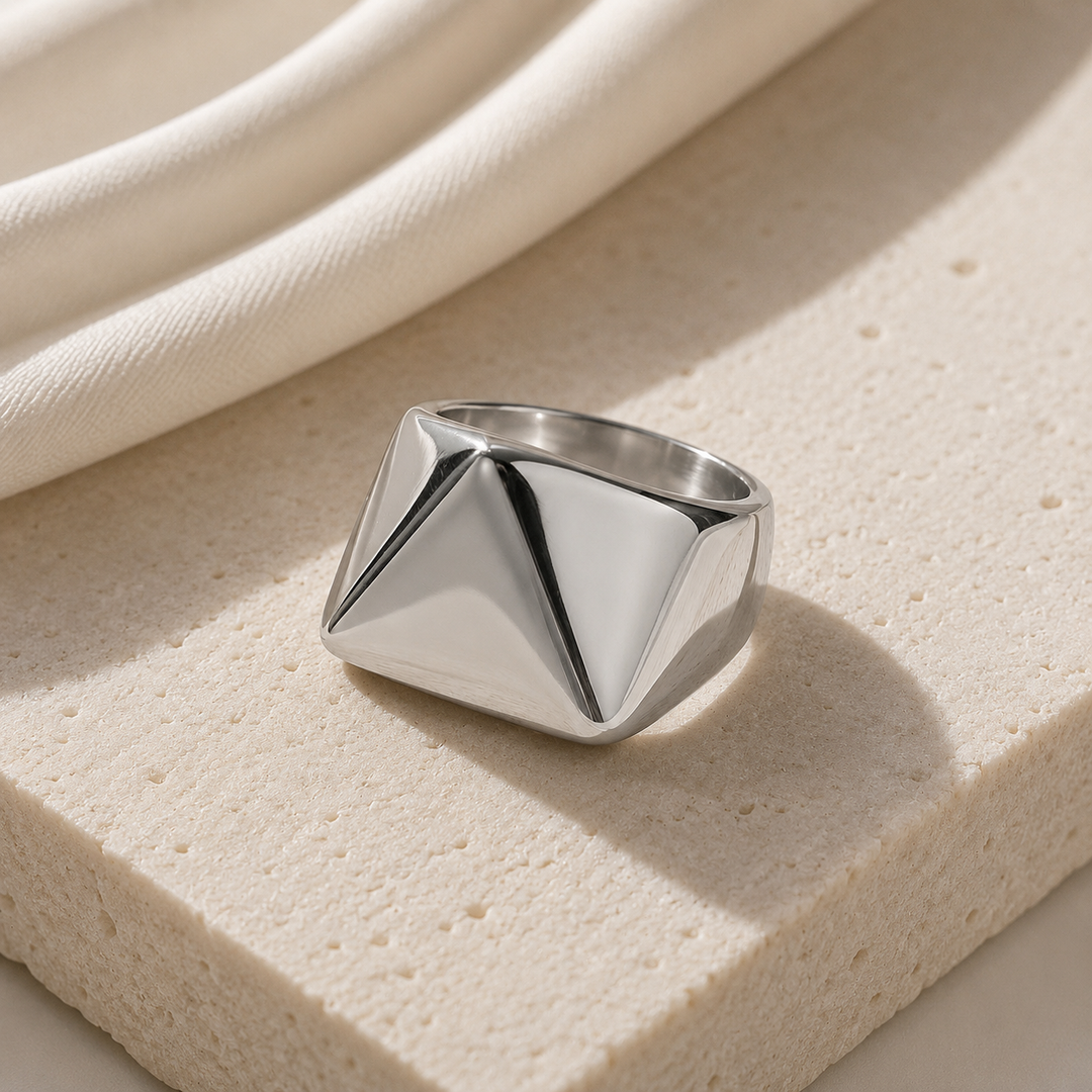 Vertex Signet Ring | Salty