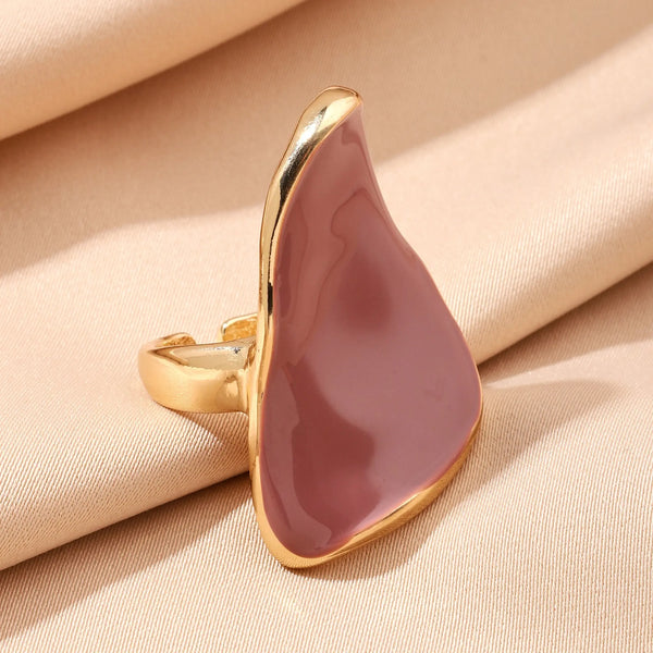 Magic Mauve Gold Ring