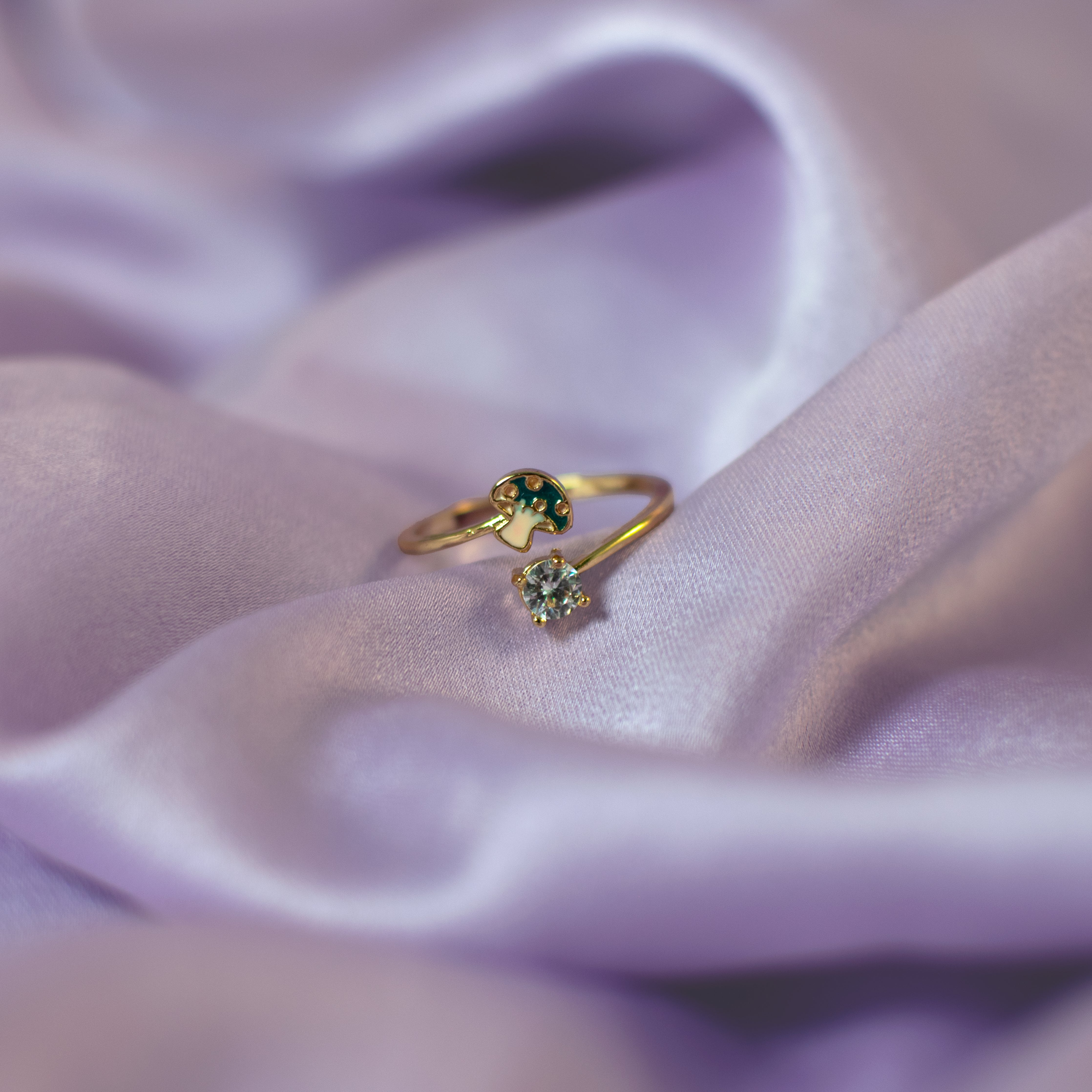 Women's Engagement Ring 14k Yellow Gold 7 Small Diamonds Sophisticated  Fresh | eBay