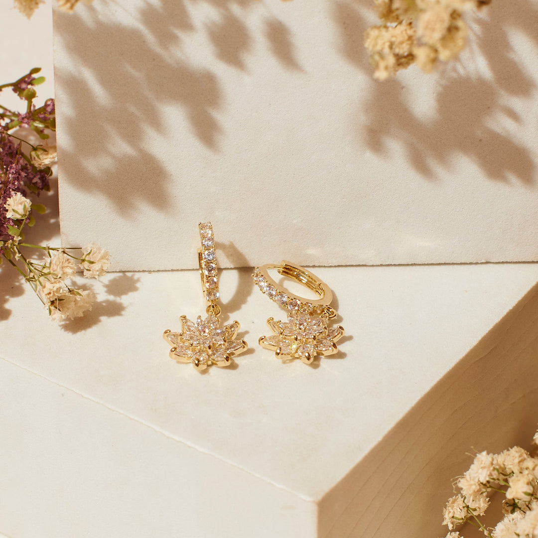 Merveilleux Star Earrings - Salty Accessories