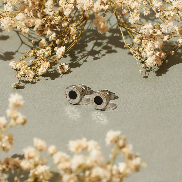Minimal Dot Studs