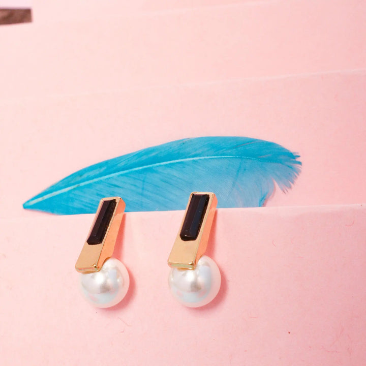 Minimalist Office Pearl Earrings