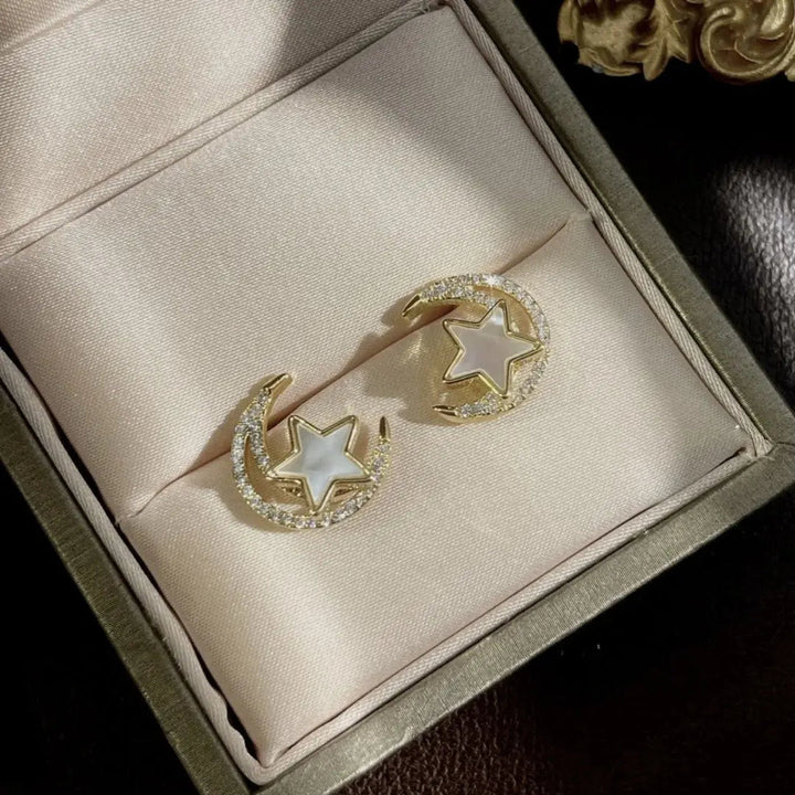 Moon and Star Stud Earrings - Salty Accessories