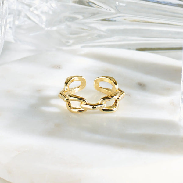 Moonlit Link Chain Ring