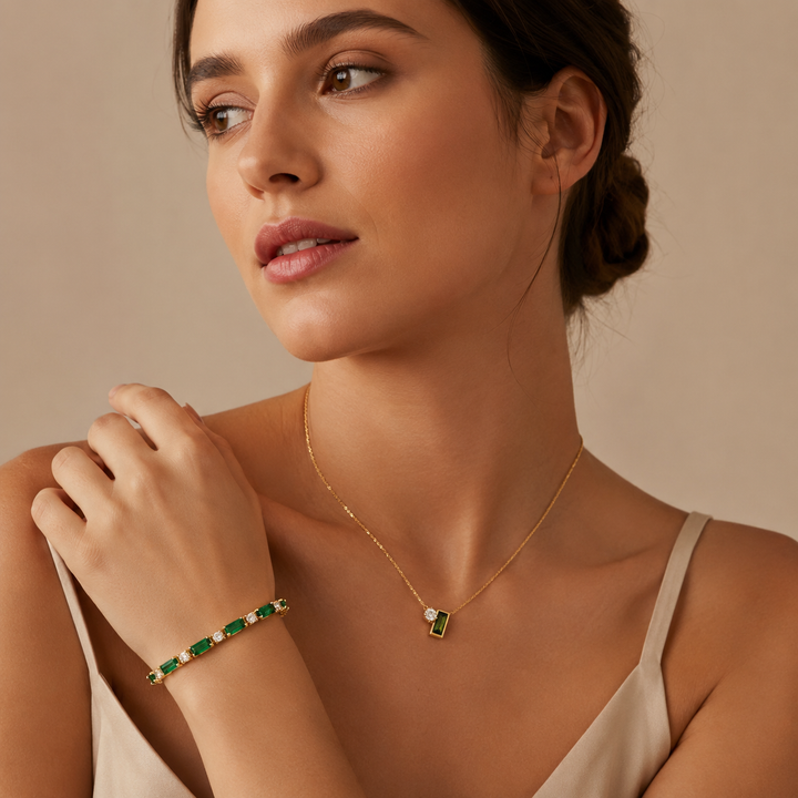 Emerald Heart Necklace &amp; Bangle Set