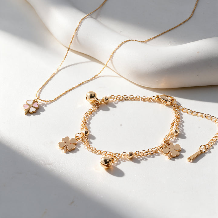 Doodle Hit Necklace And Bracelet Set