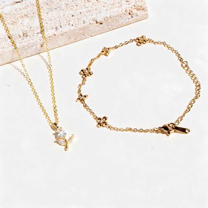 Breezy Detail Necklace And Bracelet Set