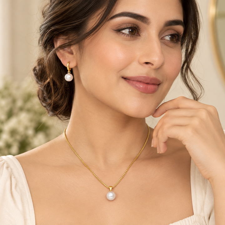 Pearl Reverie Necklace &amp; Earrings Set