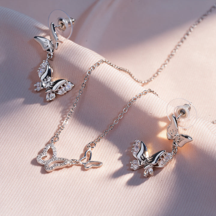 Hyper Bloom Necklace And Earrings Set