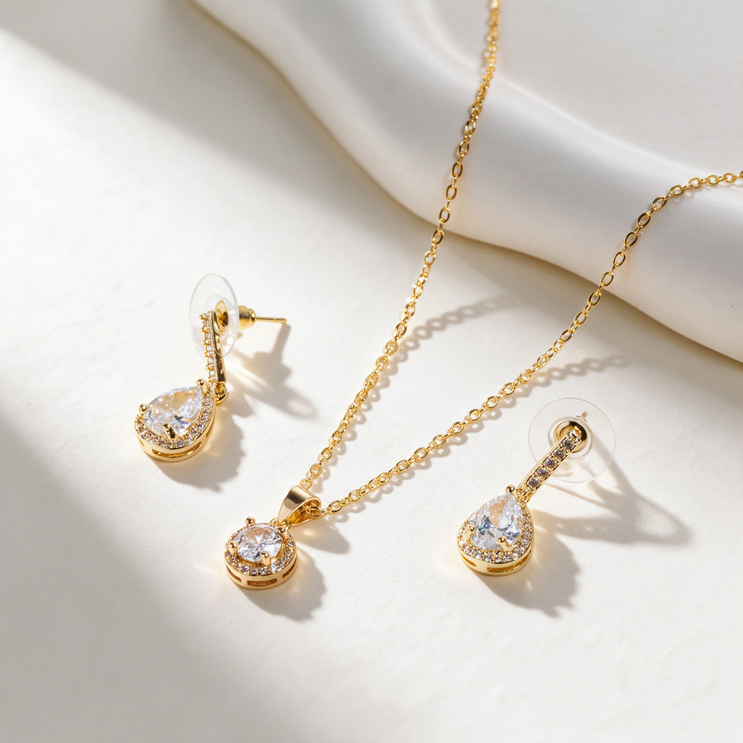 Mochi Detail Necklace And Earrings Set