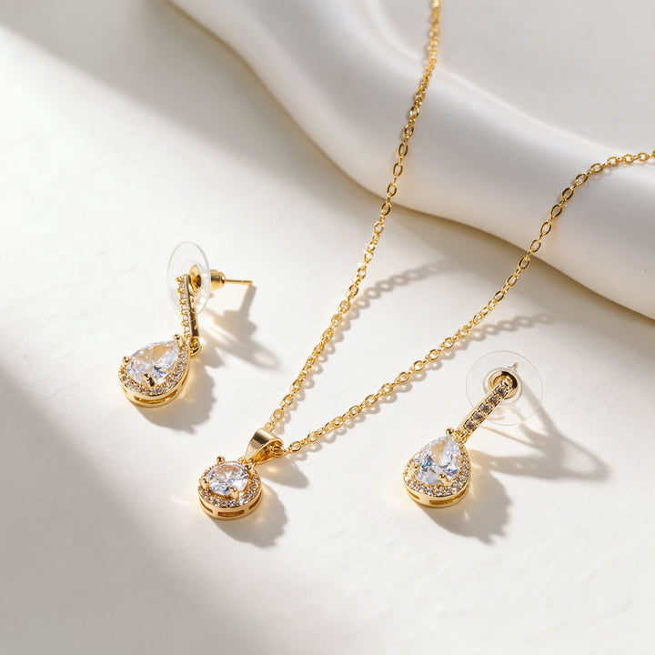 Mochi Detail Necklace And Earrings Set