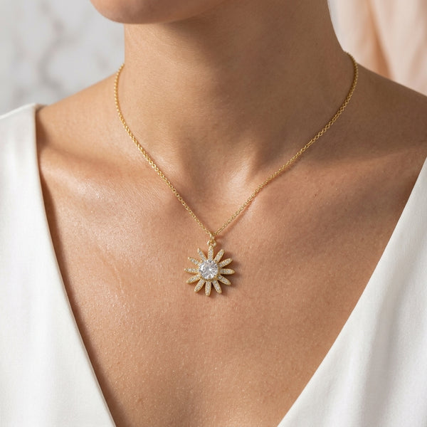 Daisy Flower Crystal Necklace - Gold