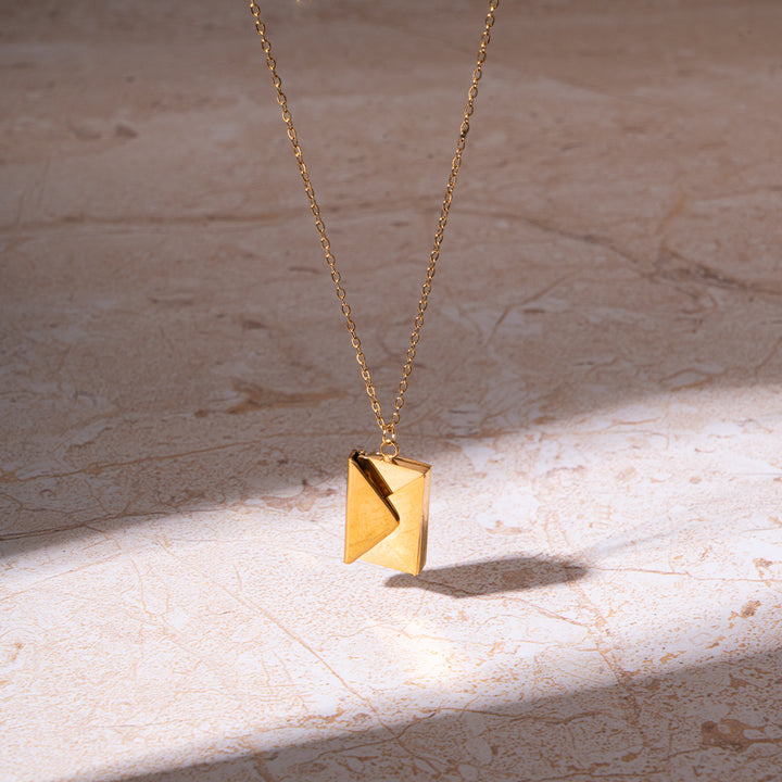 Love Letter Necklace - Gold