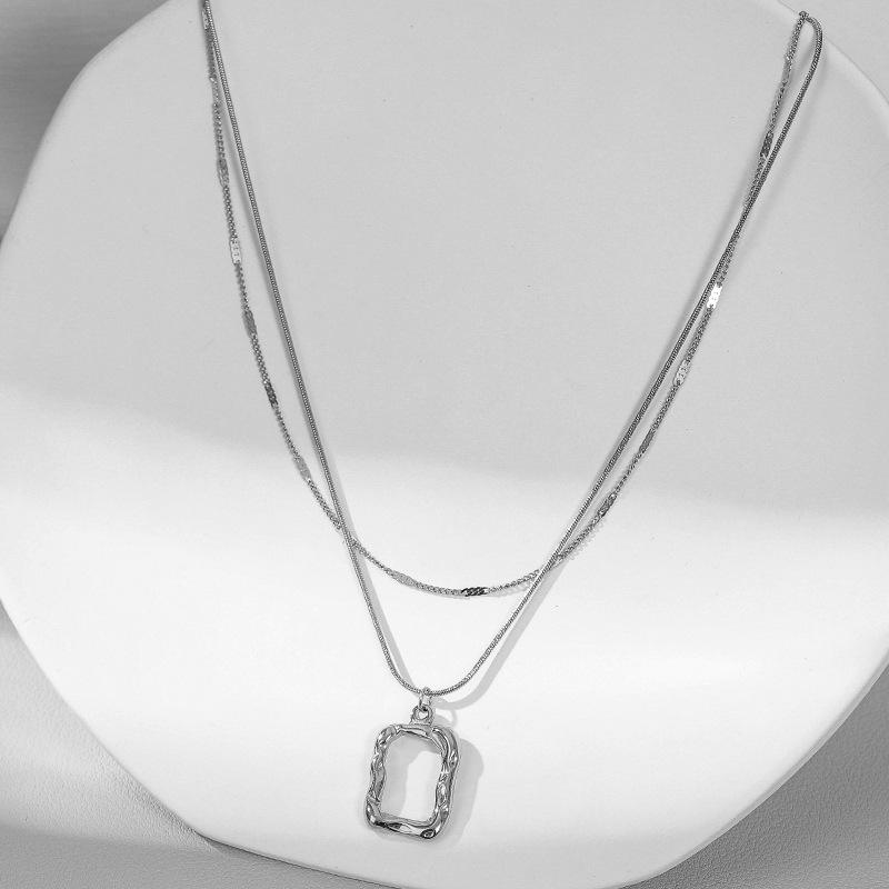 Dazzling Beehive Necklace