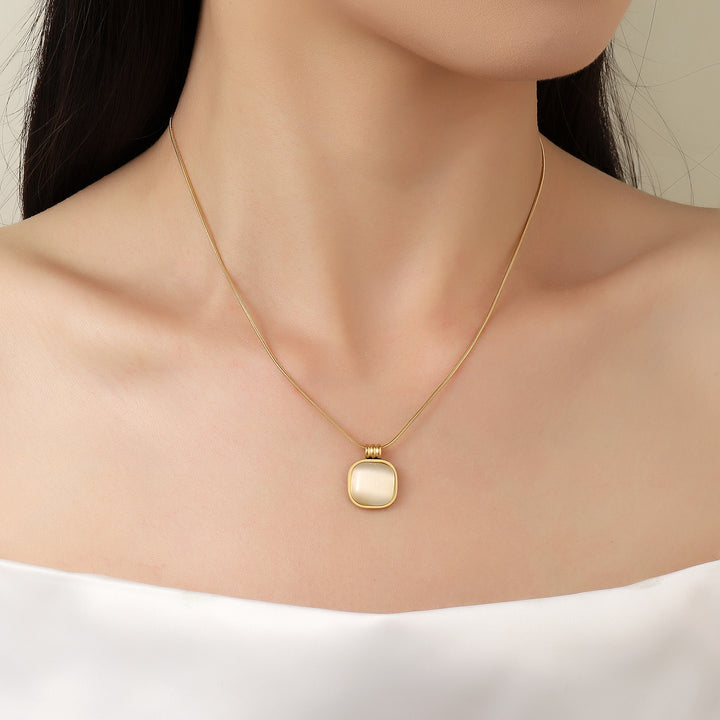 Dainty Droplet Necklace - Salty Accessories