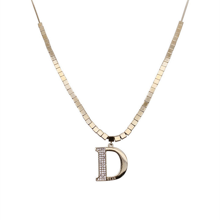 D Bold Chain