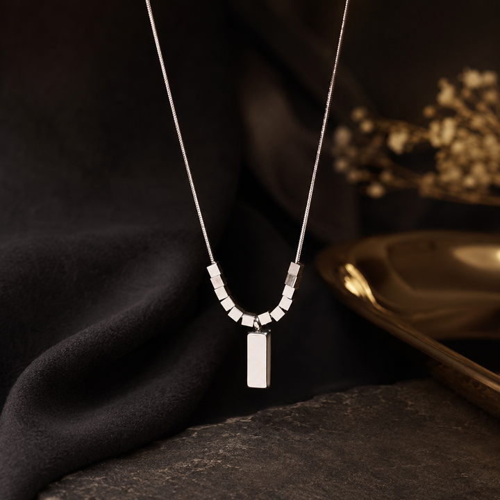 Effortless Love Link Necklace - Silver