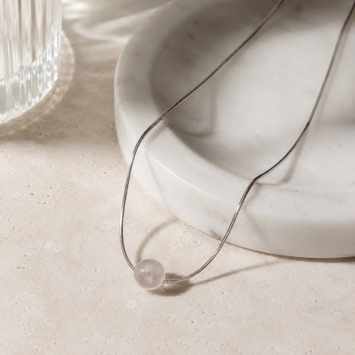 Minimal Ball Necklace