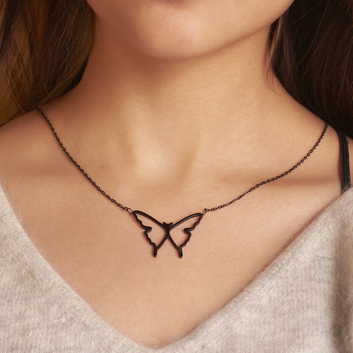 Mariposa Black Chain