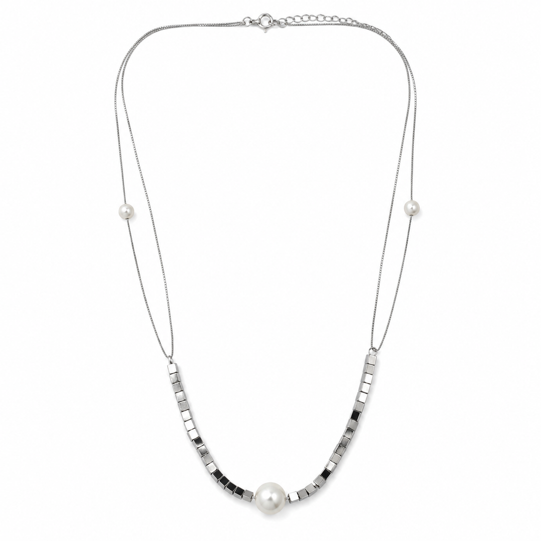 Shimmering Love Knot Pearl Necklace