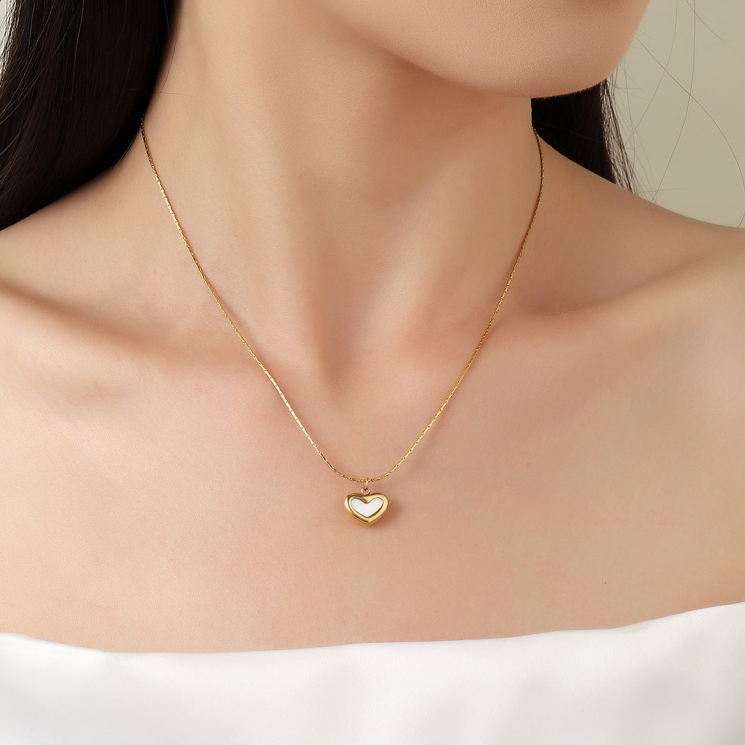 Pearl Heart Charm Gold Necklace - Salty Accessories