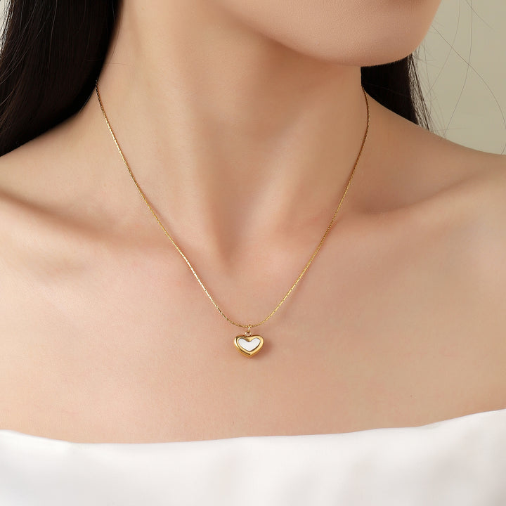 Pearl Heart Charm Gold Necklace - Salty Accessories