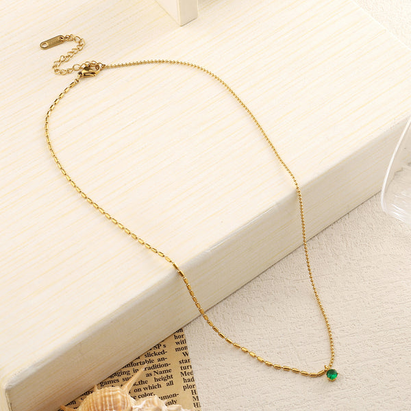 Sleek Tryst Gold Necklace
