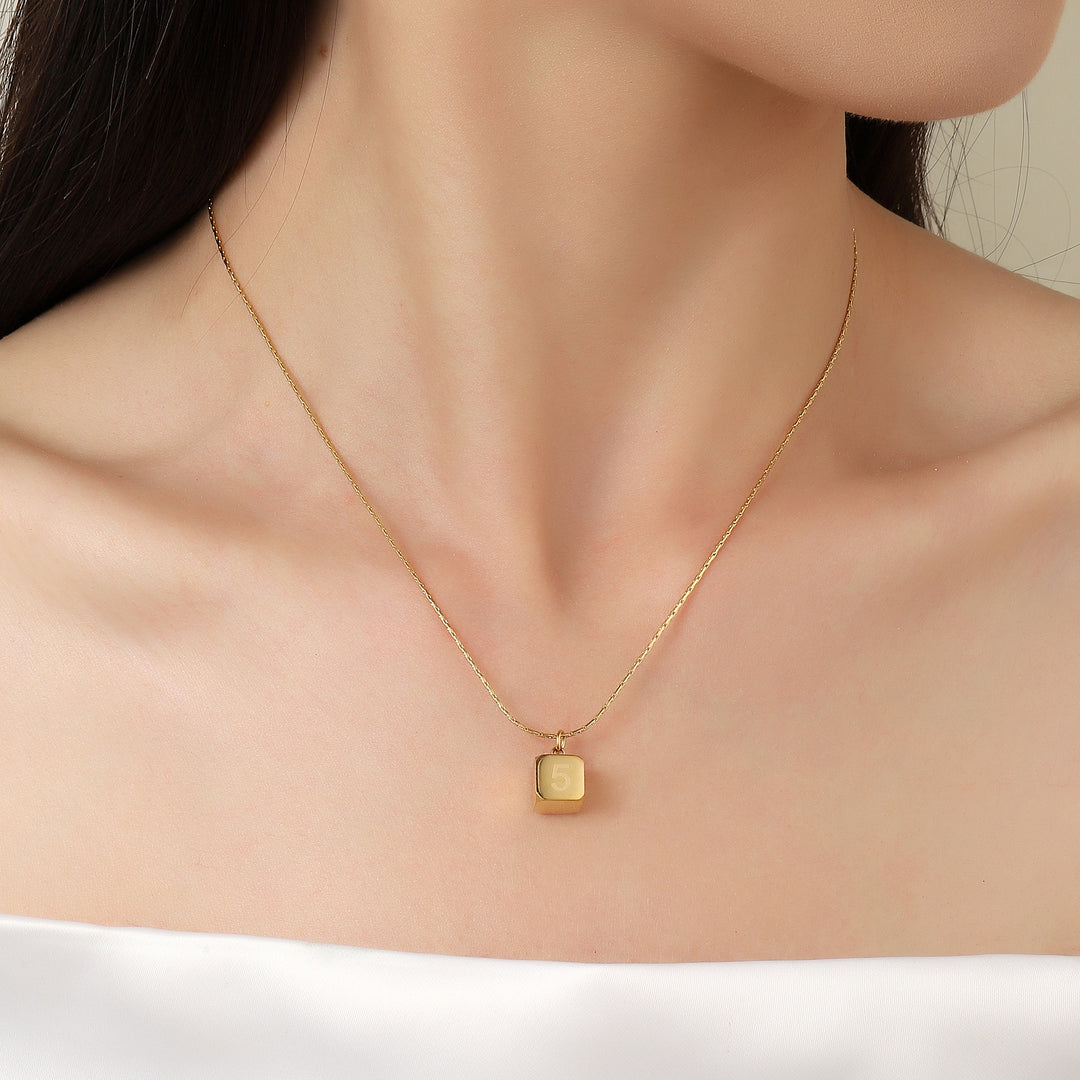 Lithe Rose Charm Gold Reversible Necklace