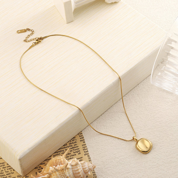 Round Textured Charm Gold Necklace