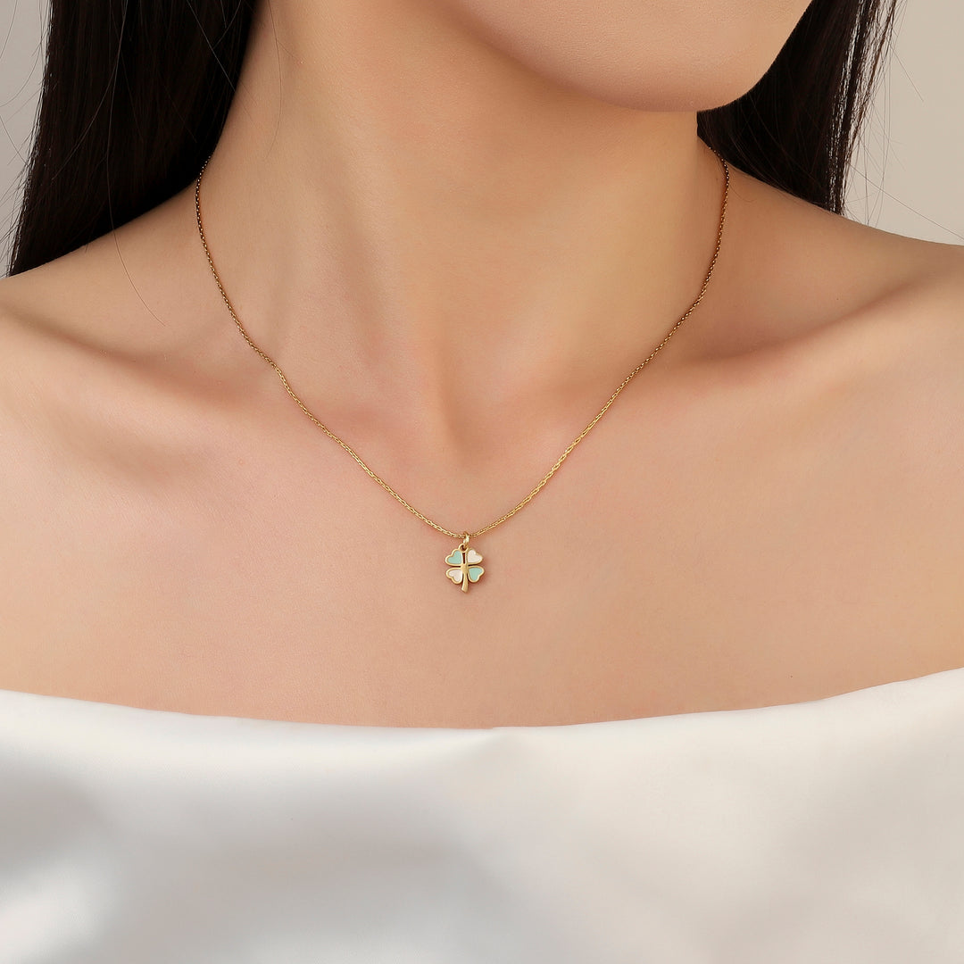 Green & White Clover Gold Necklace
