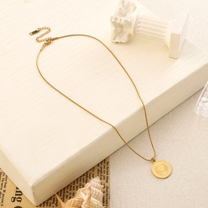 Ray Of Heart Gold Necklace