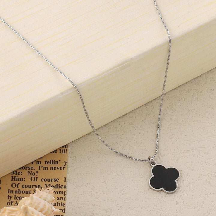 Black Beauty Clover Silver Necklace - Salty Accessories