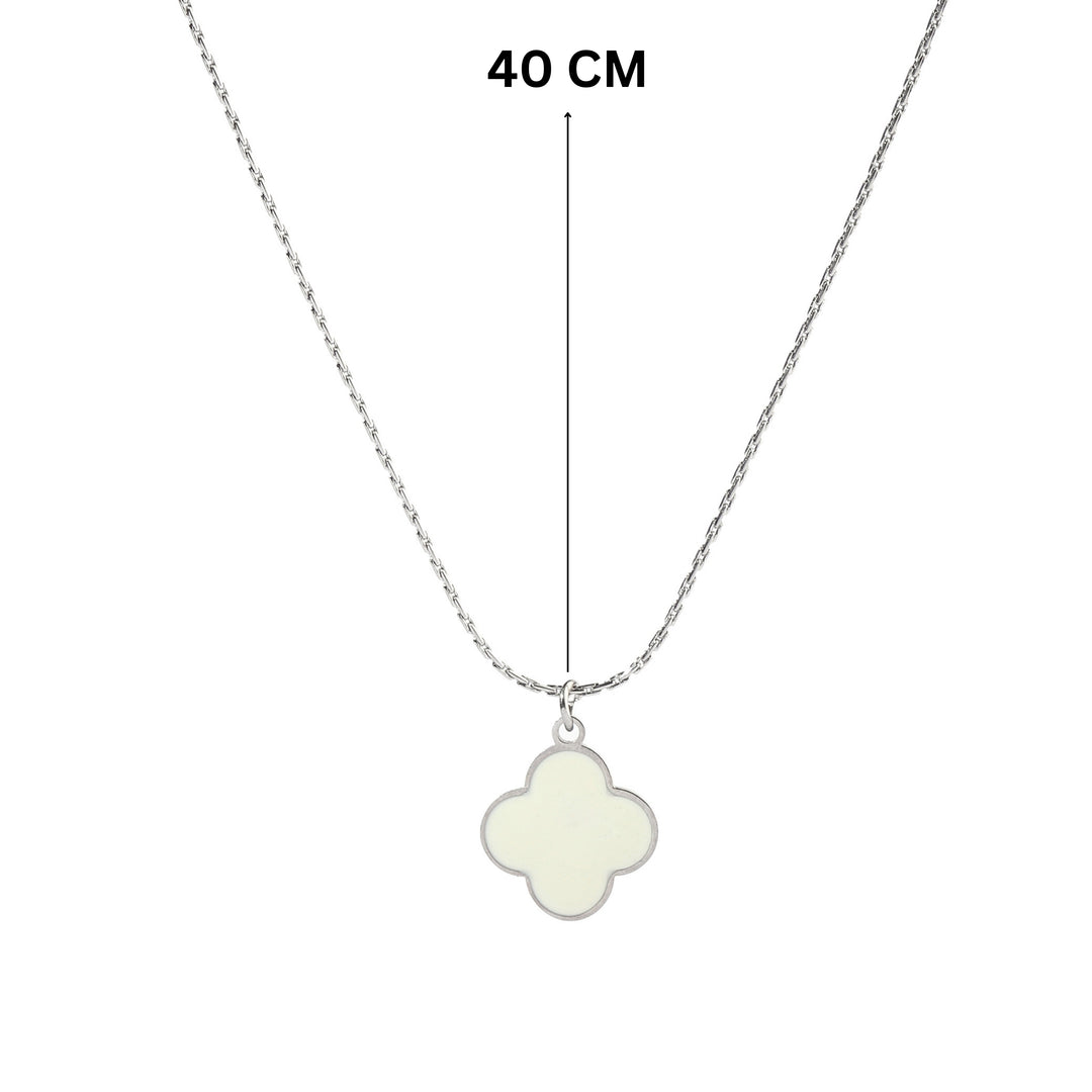 Vanilla Clover Silver Necklace