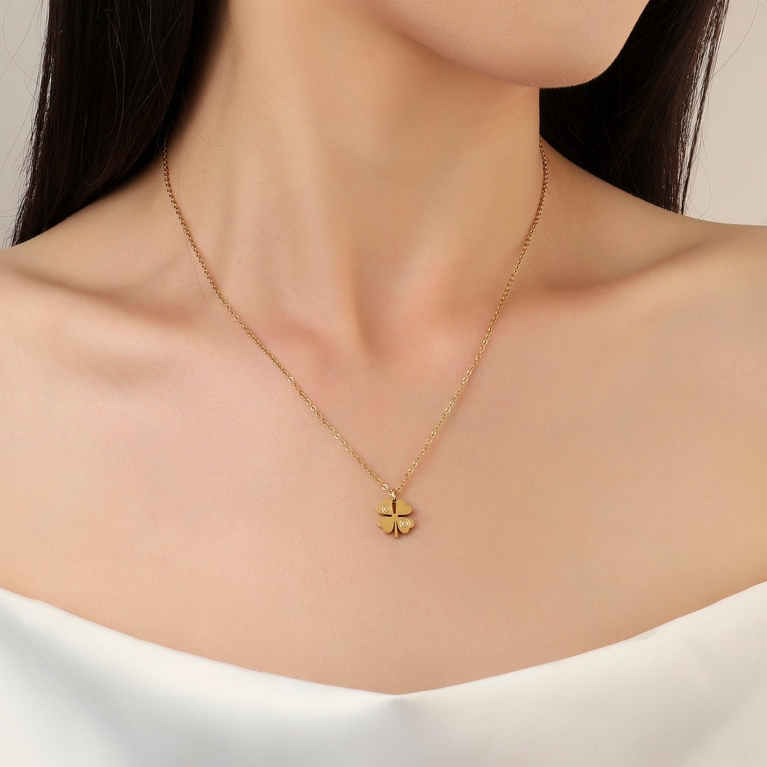 Samuray Clover Gold Necklace