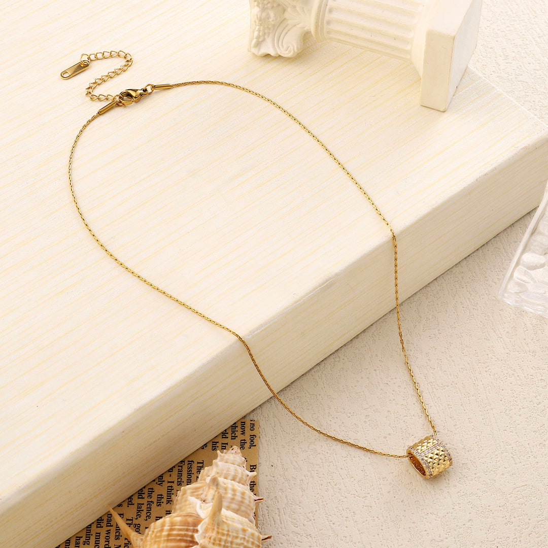 Textured Studded Wheel Gold Necklace