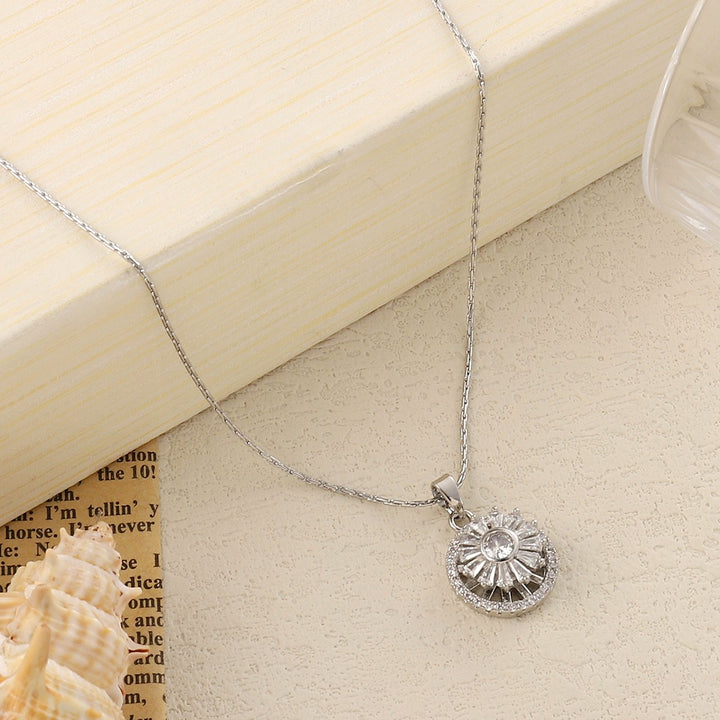 Crystal Disc Silver Necklace - Salty Accessories