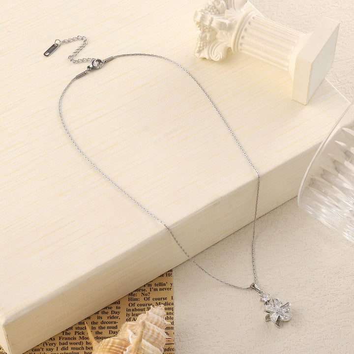 Mismatch Petals Silver Necklace - Salty Accessories