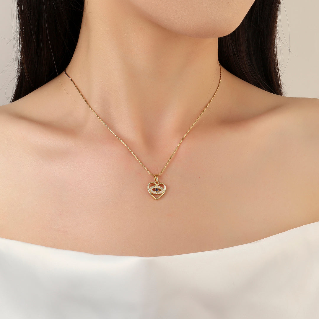 Delicate Heart Evil Eye Necklace - Salty Accessories