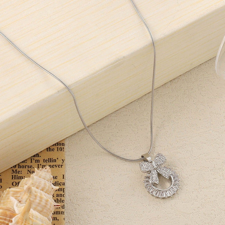 Crystal Wreath Bow Silver Necklace - Salty Accessories