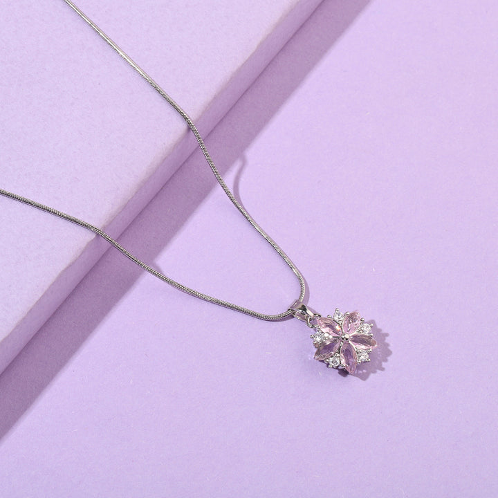 Floral Flake Crystal Necklace - Salty Accessories