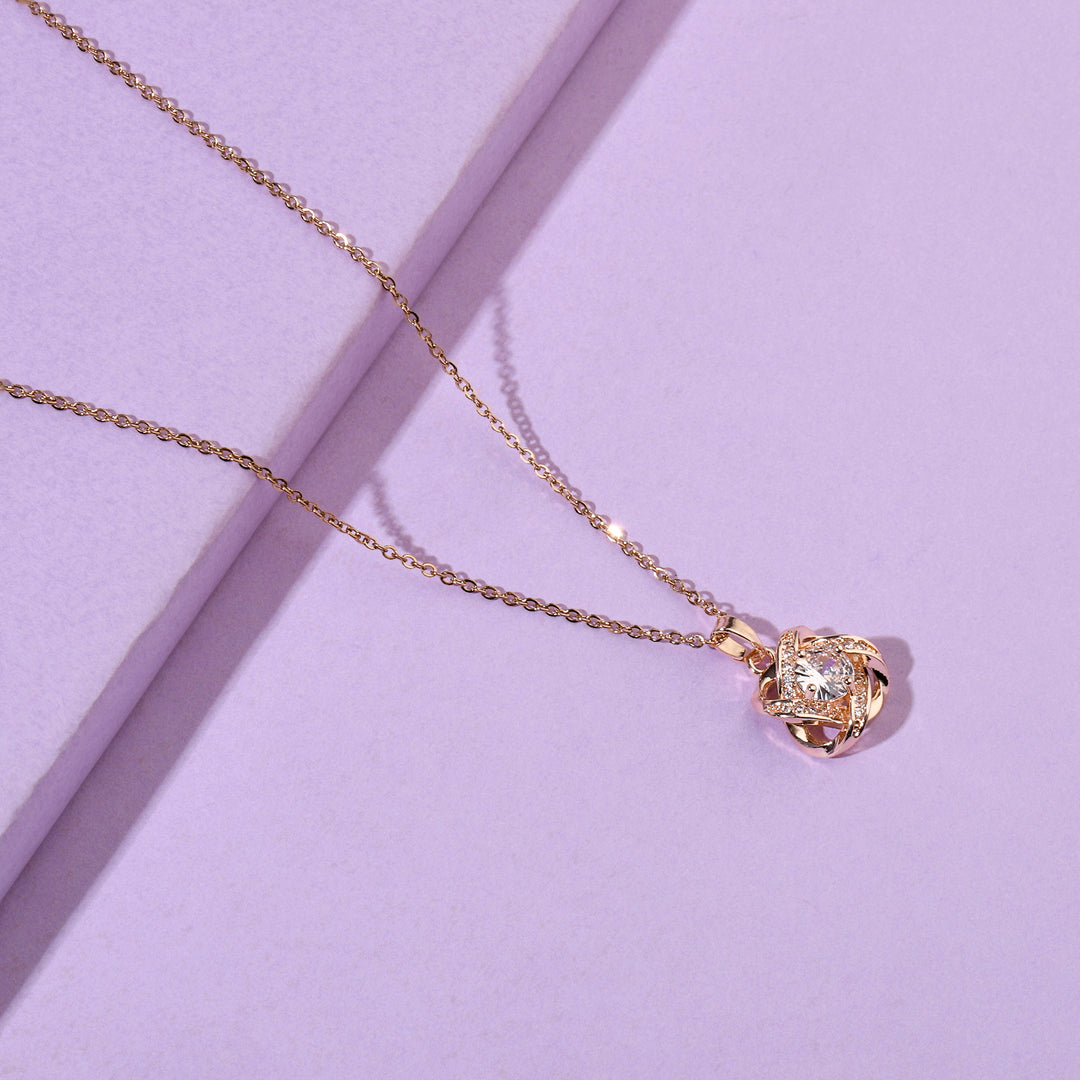 Warpped Solitaire Rosegold Necklace - Salty Accessories