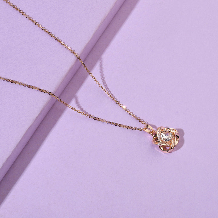 Warpped Solitaire Rosegold Necklace - Salty Accessories