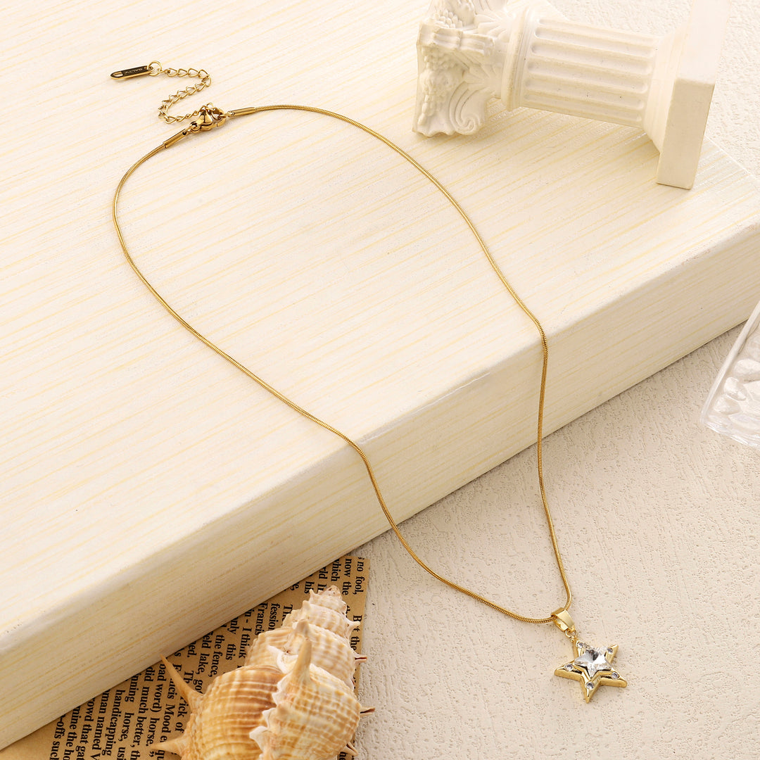 Almas Crystal Star Gold Necklace