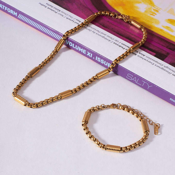 Molten Chain Golden Necklace and Bracelet Set