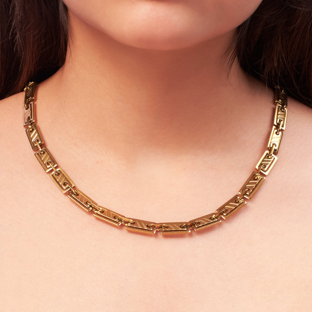 Modern Edge Gold Necklace - Salty Accessories