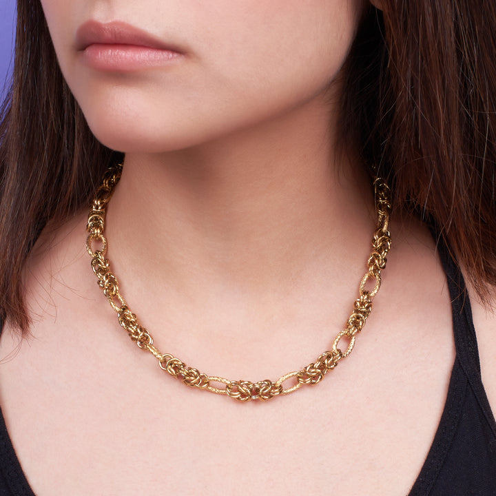 Chic Link  Gold Necklace - Salty Accessories